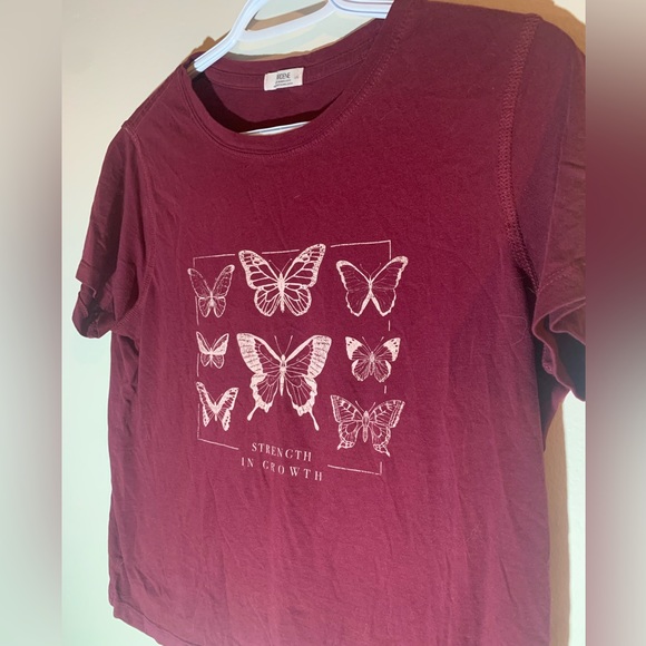 Women’s Ardene tee - Picture 2 of 4